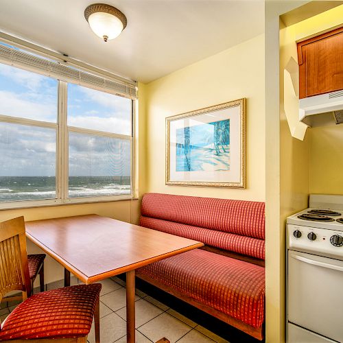 Oceanfront with Full Kitchen